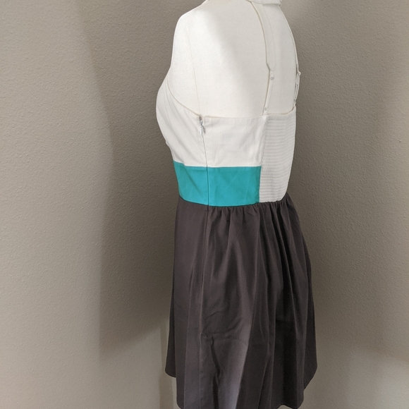 Color Block Sleeveless Dress ⚪💧🐘Size 6 - Picture 4 of 14